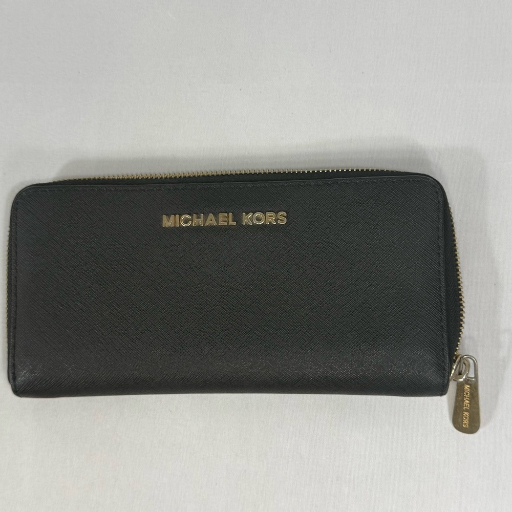 Michael Kors Black and Gold Zip Wallet